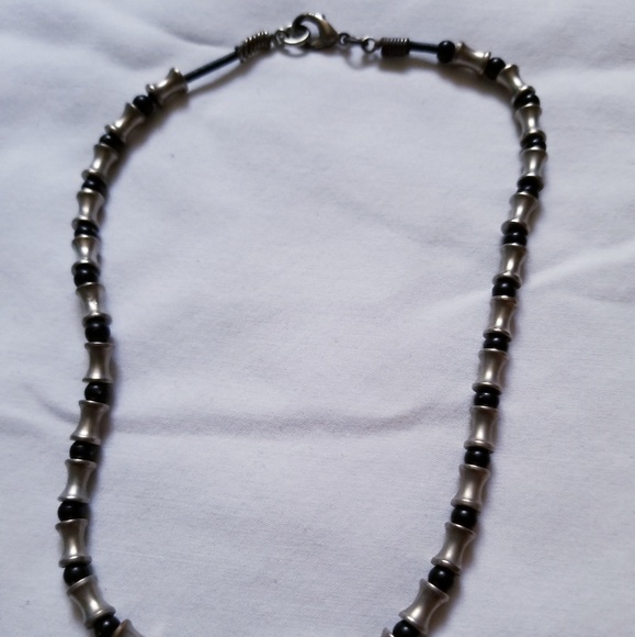Snake styled chocker necklace - Picture 3 of 3